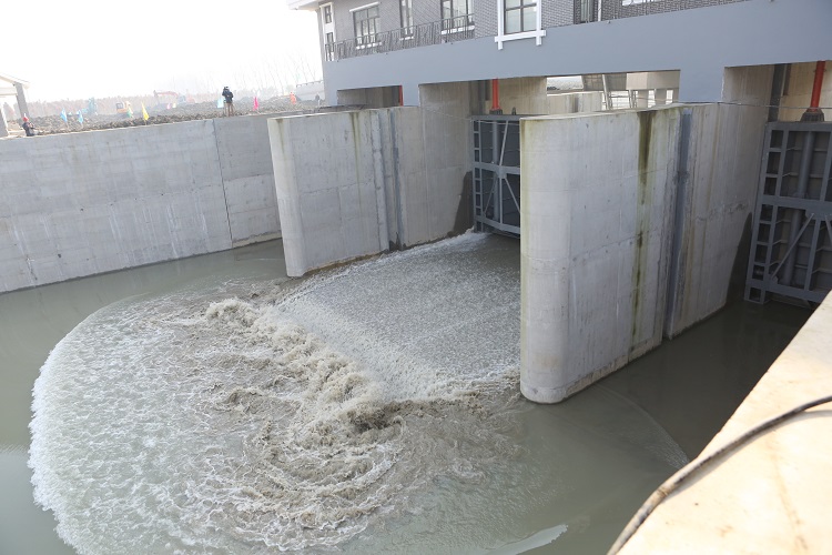 黄浦江上游水源地金泽水库工程开闸引水