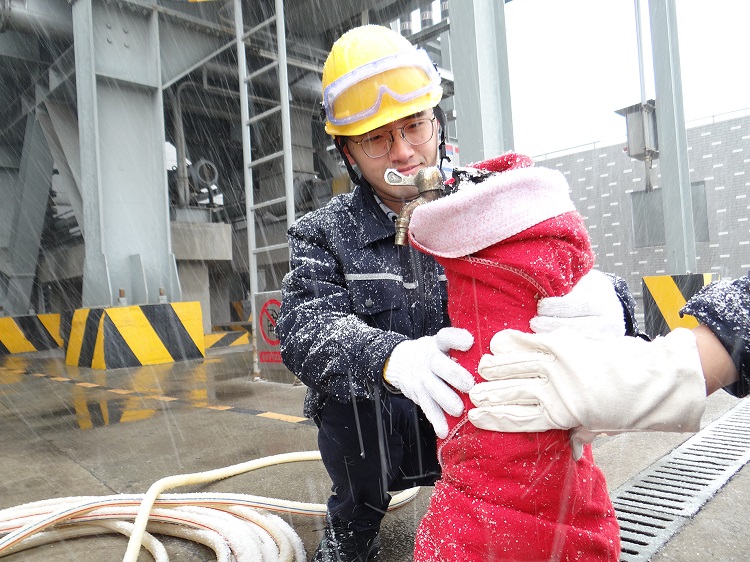 水务集团起劲应对雨雪天气，确保生产清静稳固运行